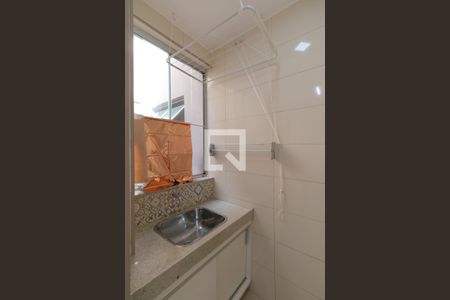 Apartamento à venda com 65m², 3 quartos e 1 vagaÁrea de Serviço