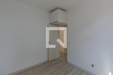 Apartamento à venda com 65m², 3 quartos e 1 vagaQuarto 2