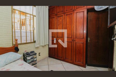 Casa à venda com 3 quartos, 198m² em Copacabana, Belo Horizonte