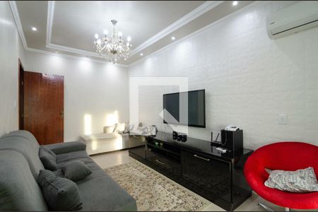 Casa à venda com 4 quartos, 650m² em Dom Bosco, Belo Horizonte