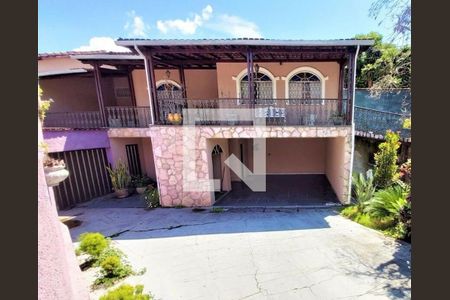 Casa à venda com 564m², 5 quartos e 5 vagas