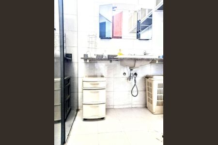 Casa à venda com 204m², 3 quartos e 2 vagas