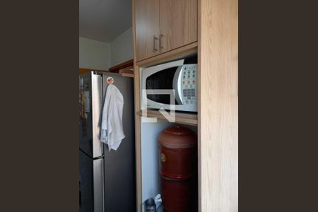 Apartamento à venda com 2 quartos, 43m² em São João Batista, Belo Horizonte