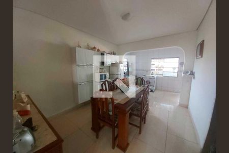 Casa à venda com 2 quartos, 262m² em Serrano, Belo Horizonte