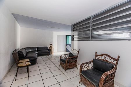 Casa à venda com 4 quartos, 860m² em Santa Lúcia, Belo Horizonte