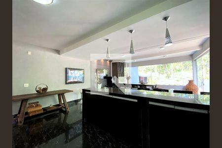 Casa de condomínio à venda com 504m², 4 quartos e 8 vagas