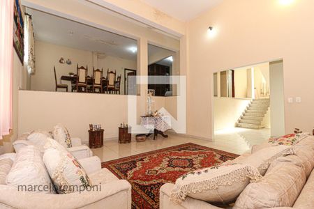 Casa à venda com 3 quartos, 419m² em Braunas, Belo Horizonte