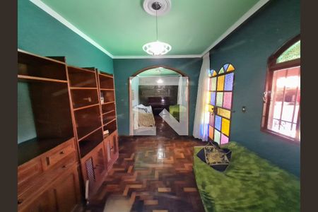 Casa à venda com 5 quartos, 331m² em São João Batista, Belo Horizonte