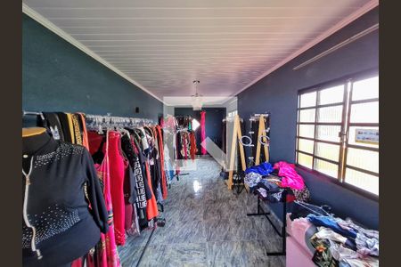 Casa à venda com 5 quartos, 331m² em São João Batista, Belo Horizonte