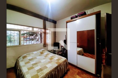 Casa à venda com 4 quartos, 216m² em Dom Bosco, Belo Horizonte