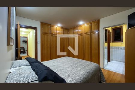 Casa para alugar com 5 quartos, 300m² em Ouro Preto, Belo Horizonte