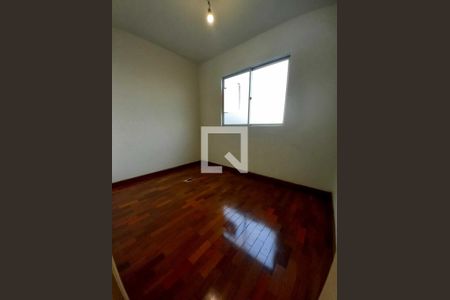Apartamento à venda com 3 quartos, 65m² em Estoril, Belo Horizonte