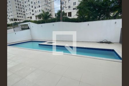 Apartamento à venda com 2 quartos, 65m² em Cabral, Contagem