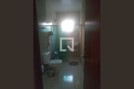 Casa à venda com 235m², 4 quartos e 4 vagas