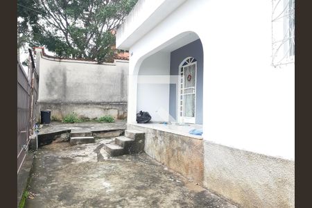 Casa à venda com 235m², 4 quartos e 4 vagas