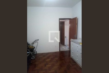 Casa à venda com 235m², 4 quartos e 4 vagas