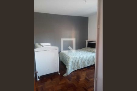 Casa à venda com 235m², 4 quartos e 4 vagas