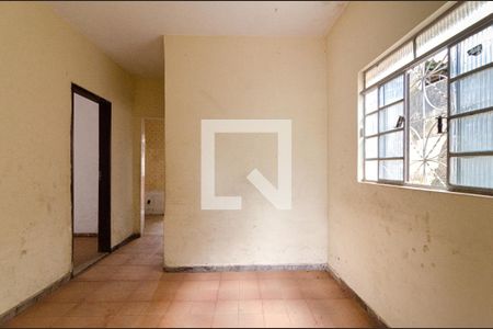 Casa à venda com 4 quartos, 256m² em Glória, Belo Horizonte