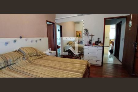 Casa à venda com 4 quartos, 450m² em Dom Bosco, Belo Horizonte