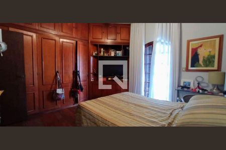 Casa à venda com 4 quartos, 450m² em Dom Bosco, Belo Horizonte