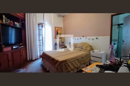 Casa à venda com 4 quartos, 450m² em Dom Bosco, Belo Horizonte