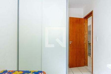 Apartamento à venda com 2 quartos, 54m² em Jaqueline, Belo Horizonte