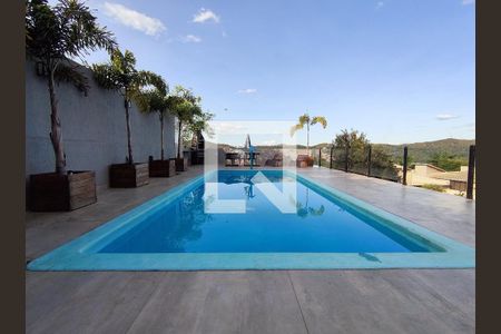Casa à venda com 450m², 5 quartos e 4 vagas