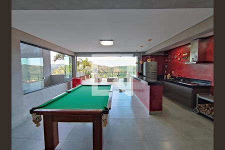 Casa à venda com 450m², 5 quartos e 4 vagas