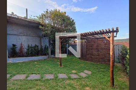 Casa à venda com 450m², 5 quartos e 4 vagas