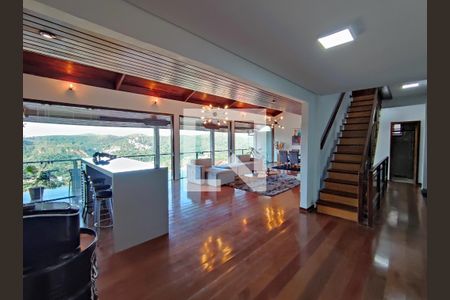 Casa à venda com 450m², 5 quartos e 4 vagas