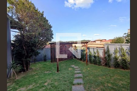 Casa à venda com 450m², 5 quartos e 4 vagas