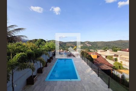 Casa à venda com 450m², 5 quartos e 4 vagas