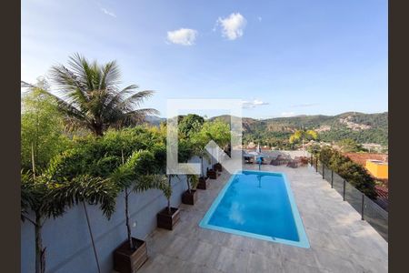 Casa à venda com 450m², 5 quartos e 4 vagas
