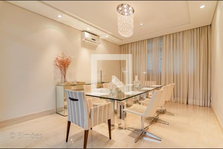 Casa à venda com 1450m², 7 quartos e 12 vagas