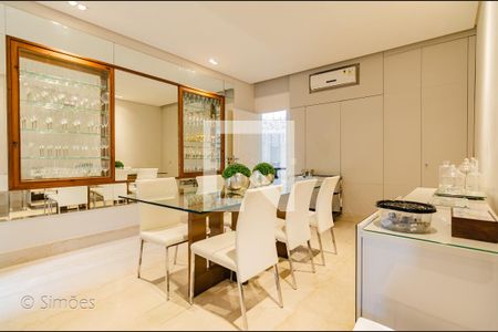 Casa à venda com 1450m², 7 quartos e 12 vagas