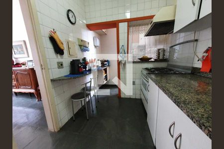 Casa à venda com 285m², 7 quartos e 3 vagas