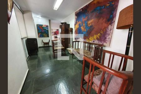 Casa à venda com 7 quartos, 285m² em Santo Antônio, Belo Horizonte
