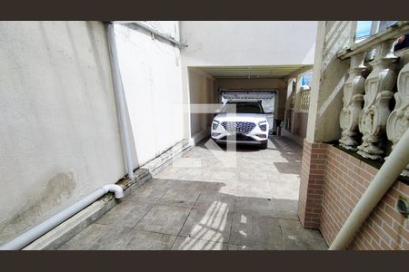 Casa à venda com 235m², 3 quartos e 4 vagas