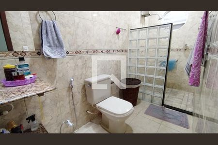 Casa à venda com 235m², 3 quartos e 4 vagas