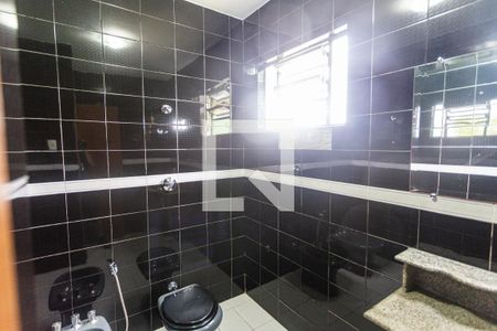 Lavabo da Sala 2 de casa para alugar com 3 quartos, 307m² em Santa Efigênia, Belo Horizonte