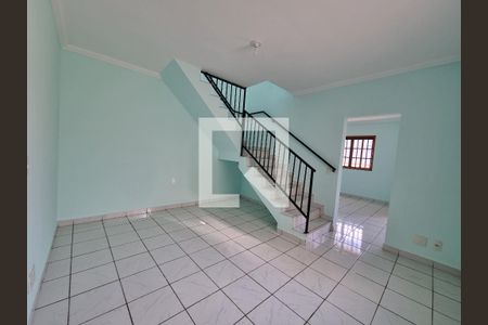 Casa à venda com 3 quartos, 180m² em Paquetá, Belo Horizonte