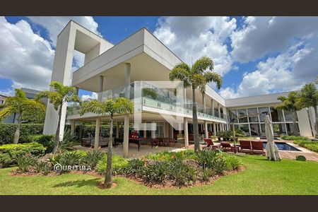 Casa de condomínio à venda com 880m², 5 quartos e 8 vagas