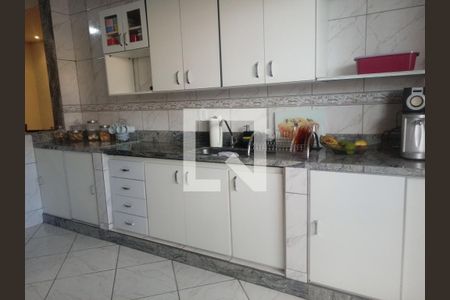 Casa à venda com 200m², 4 quartos e 10 vagas