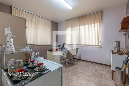 Casa à venda com 5 quartos, 495m² em Serra, Belo Horizonte