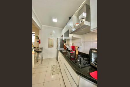 Apartamento à venda com 82m², 2 quartos e 1 vaga