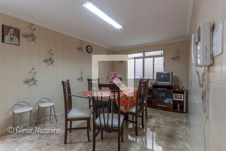 Casa à venda com 353m², 5 quartos e 7 vagas