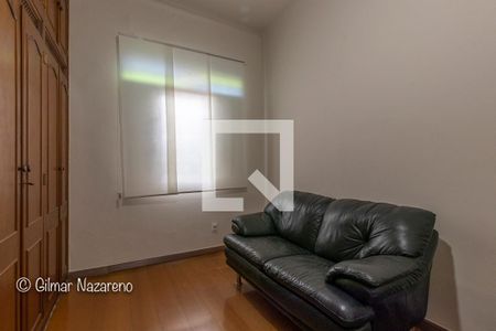 Casa à venda com 353m², 5 quartos e 7 vagas