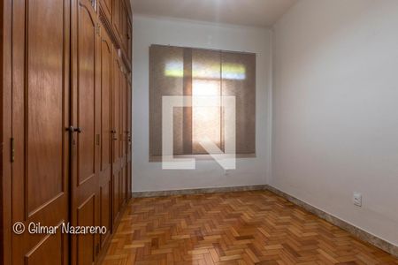 Casa à venda com 5 quartos, 353m² em Floresta, Belo Horizonte