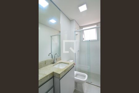Banheiro de apartamento à venda com 1 quarto, 49m² em Luxemburgo, Belo Horizonte