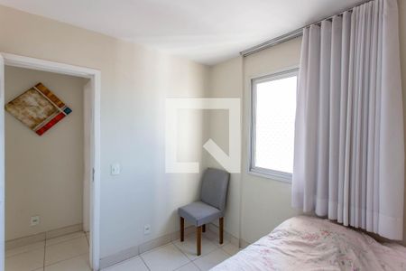 Apartamento à venda com 90m², 3 quartos e 2 vagasQuarto 2